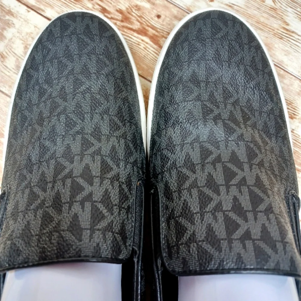 Michael Kors Slip On Laceless Sneakers Black White Gold Women's Size 8.5